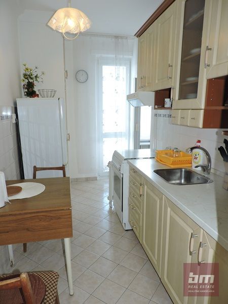 Prenájom 2-izbový byt 2-izbový byt-Prenájom-Bratislava - mestská časť Nové Mesto-460.00 €
