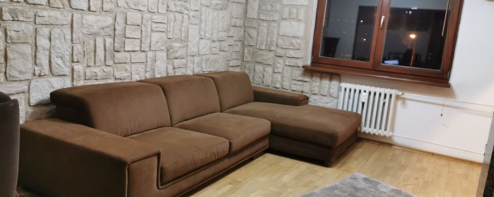 Prenájom 3-izbový byt 3-izbový byt-Prenájom-Bratislava - mestská časť Nové Mesto-590.00 €