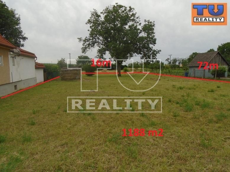 Stavebný pozemok o výmere 1188 m2 (16 m x 72 m), Naháč, okr. Trnava. CENA: 61 980,00 EUR
