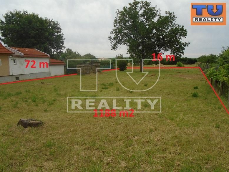 Stavebný pozemok o výmere 1188 m2 (16 m x 72 m), Naháč, okr. Trnava. CENA: 61 980,00 EUR