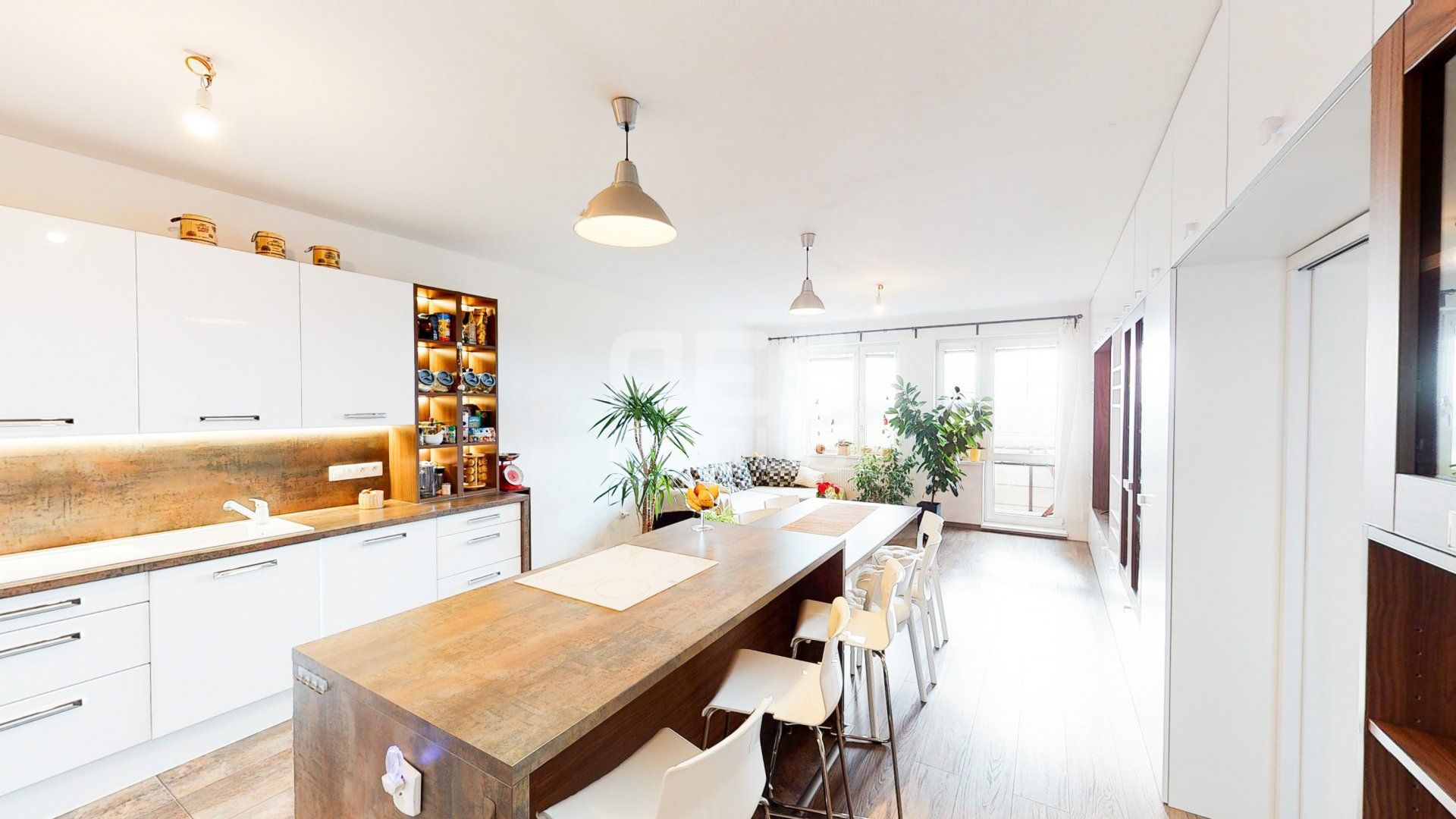 Predaj Iný Iný-Predaj-Bratislava - mestská časť Petržalka-199000.00 €