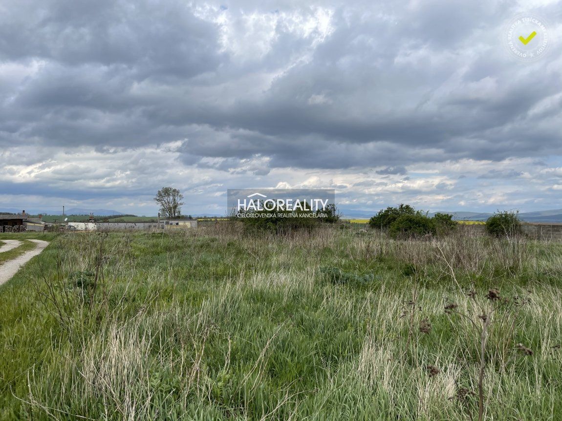 Predaj, priemyselný pozemok 3100 m2 Veľké Dvorany - EXKLUZÍVNE HALO REALITY