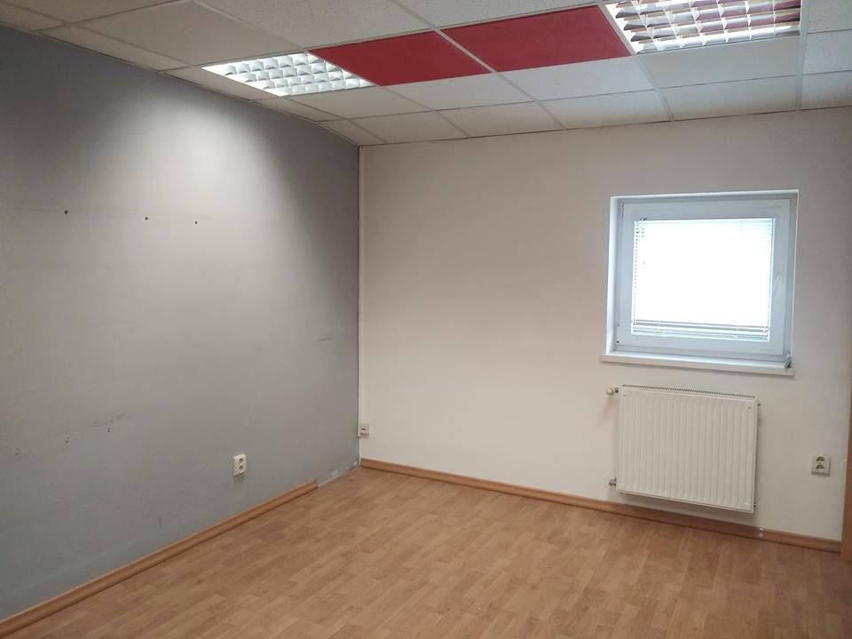 Na prenájom kancelárie Banská Bystrica - Zvolenská cesta (ID-490-26-ZUS)