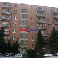 2-izbový byt, Zálužická ul., čiastočná rekonštrukcia, 6/6 p. s balkónom