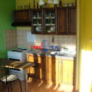 Garsónka, Koprivnická ulica, čiastočne zariadený, čiastočná rekonštrukcia, loggia, 3/12