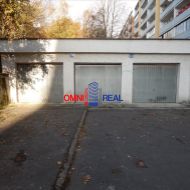 Garáž, Karloveská - pozemok vo vlastníctve