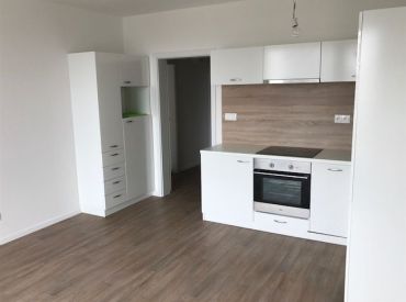 Ponúkame Vám na prenájom  2izb byt na Miletičovej ul. v Bratislava-Ružinov