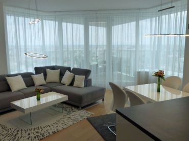 Ponúkame Vám na prenájom, 3-izb. byt, 89 m2, Bratislava - Staré Mesto