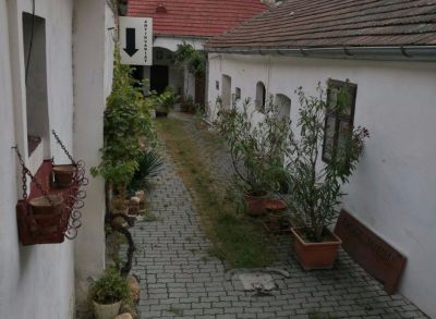 Areté real, Predaj meštianskeho rodinného domu s obchodnými priestormi a výrobou v priamom centre mesta Pezinok