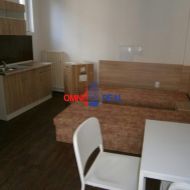 Ponúkame Vám na prenájom Garsónku Bratislava-Staré Mesto, Obchodná ulica.