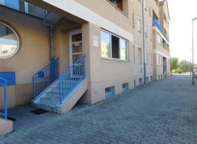 ARETÉ REAL - PREDAJ KANCELÁRSKYCH PRIESTOROV SO SKLADOVÝMI PRIESTORMI A GARÁŽOU V PEZINKU, SILVÁNOVÁ