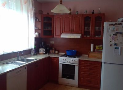 2623 Exkluzívne ponúkame Vám na predaj dom v Komoči.