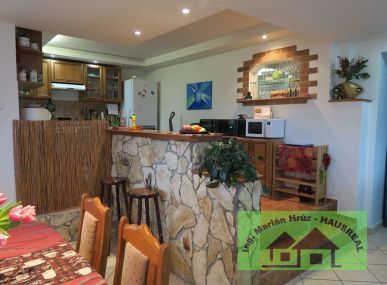 REZERVOVANÉ!!Pekný RD, 140 m2, 8 árový upravený pozemok, záhradný domček s terasou, Tehla