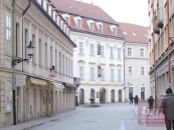 3 izb. byt na Strakovej ul. historické Staré Mesto