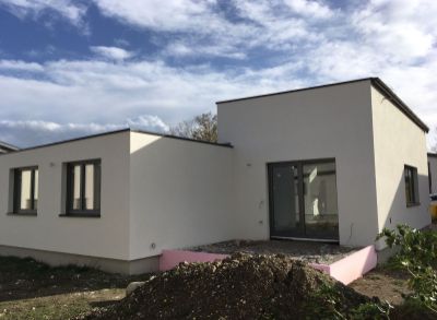 ARETÉ REAL - PREDAJ 113 m2 NOVOSTAVBY 4-IZBOVÉHO RODINNÉHO DOMU S 511 M2 POZEMKOM V SLOVENSKOM GROBE, PRI PARKU