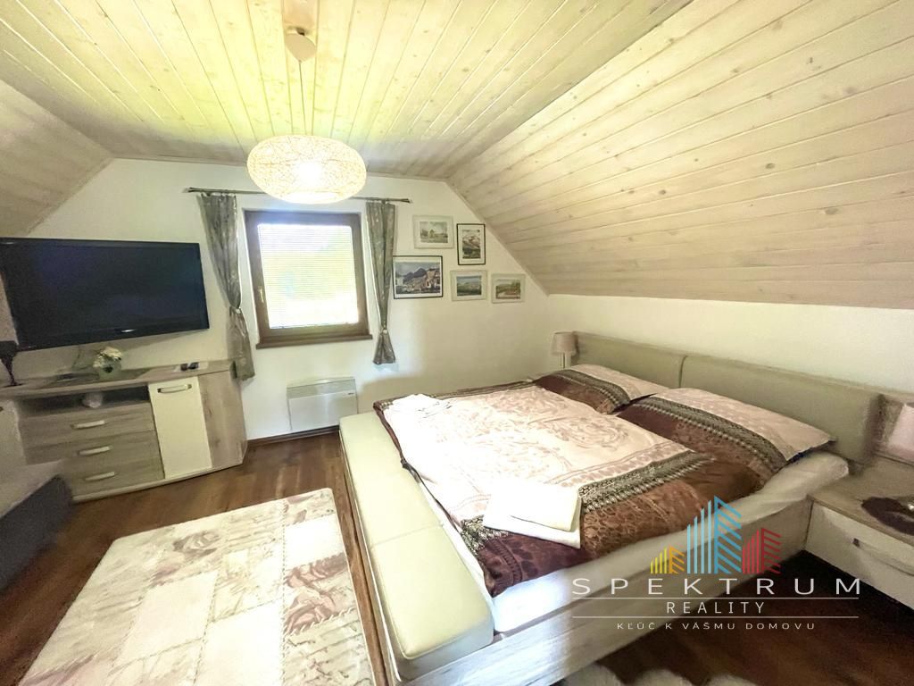 NA SEZÓNNY PRENÁJOM Stará Lesná (Vysoké Tatry) / chata NOVOSTAVBA komplet zariadená / Vysoké Tatry / s panoramatickým výhľadom