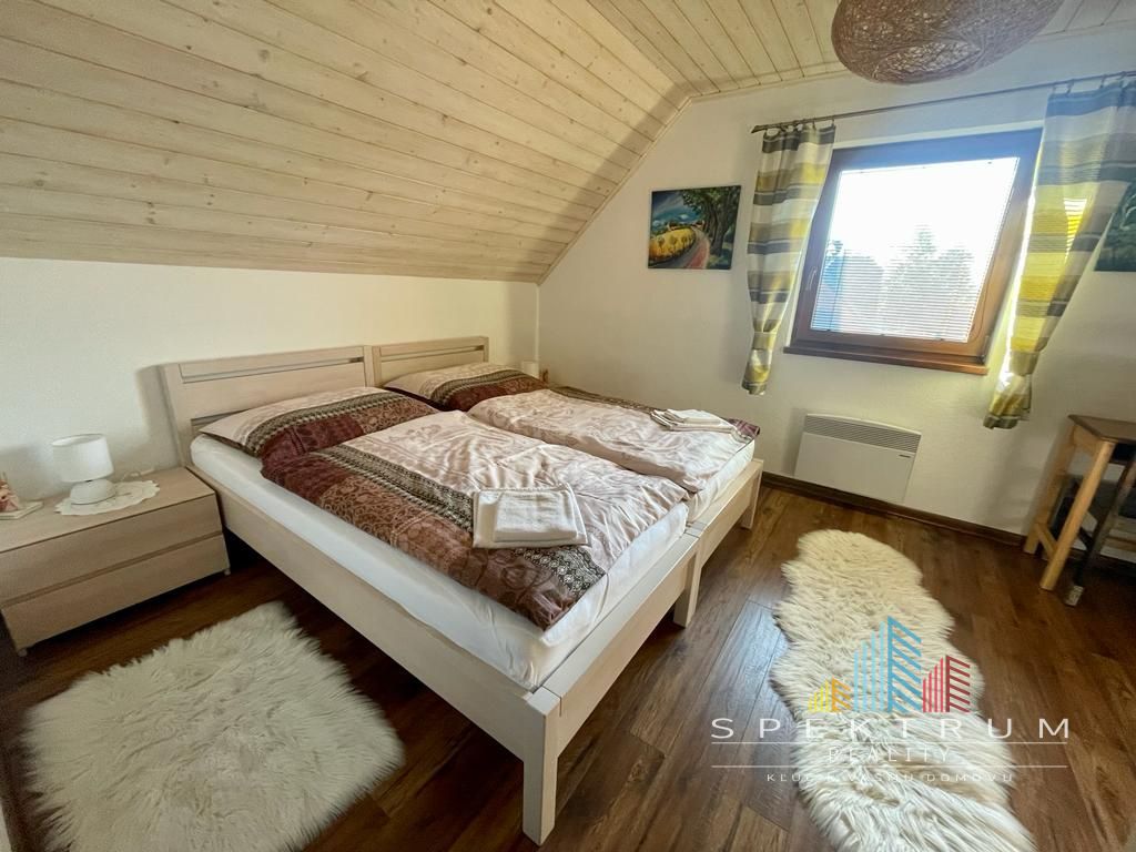 NA SEZÓNNY PRENÁJOM Stará Lesná (Vysoké Tatry) / chata NOVOSTAVBA komplet zariadená / Vysoké Tatry / s panoramatickým výhľadom