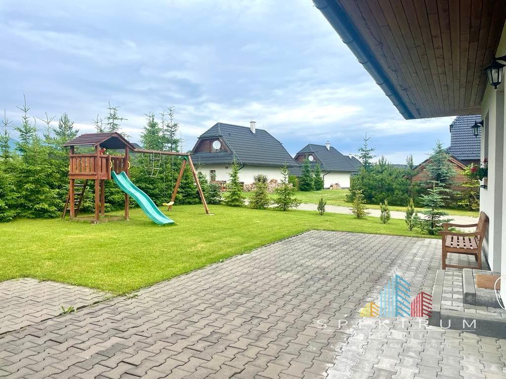NA SEZÓNNY PRENÁJOM Stará Lesná (Vysoké Tatry) / chata NOVOSTAVBA komplet zariadená / Vysoké Tatry / s panoramatickým výhľadom