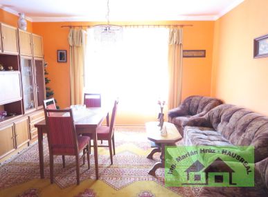 REZERVOVANÉ!! Pekný zdravý 4-izbový RD, 130 m2, garáž, 30 árový pozemok, Nýrovce