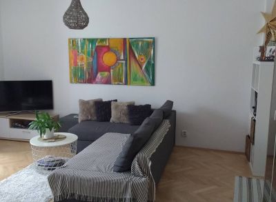 2 izb byt na PRENÁJOM Bratislava Staré Mesto Radlinského