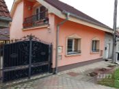 Rodinný dom 4 izb. v Šenkviciach s balkónom a altánkom