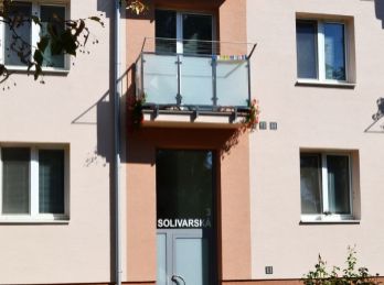 BA Solivarská – komplet cena 630 Eur/mesiac – 2 izbový byt s balkónom.