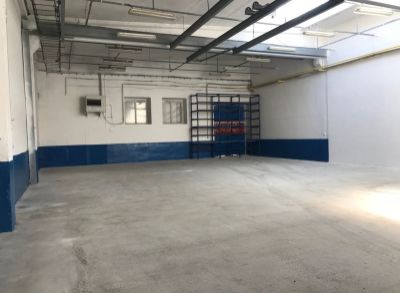 ARETÉ REAL - PRENÁJOM 755 M2 VÝROBNO-SKLADOVÉHO PRIESTORU V PRIEMYSELNEJ ZÓNE S DOBRÝM PRÍSTUPOM V PEZINKU, MYSLENICKÁ (Províziu RK neplatíte!)
