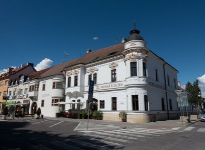 ARETÉ REAL - PREDAJ EXKLUZÍVNEHO POLYFUNKČNÉHO HISTORICKÉHO MEŠTIANSKEHO DOMU V CENTRE PEZINKA, M.R.ŠTEFÁNIKA