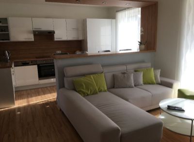 ART Real Estate – Hainburg a.d.Donau - PREDAJ – 3-izbový byt 71m2 ,balkón, pivnica,parkovanie