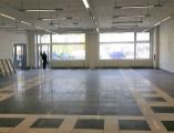 Showroom orientovaný na bývanie, 561 m2