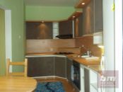 2 izb. byt na Hlaváčikovej ul. Karlova Ves - Dlhé Diely, 2/8 posch. balkón, lodžia