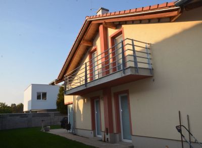 Ponúkame Vám na predaj rodinný dom Bratislava-Vrakuňa, Hradská ul.