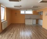 Lukratívne kancelárske priestory 125 m2, terasa, parkovacie miesto, Trenčín, Bratislavská ul. / Zámostie