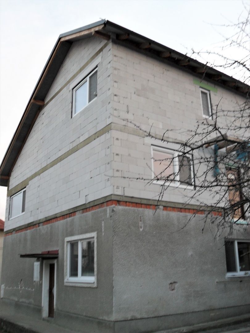 Dom s pozemkom 1100 m2 Banská Bystrica predaj
