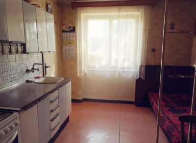 Areté real, Predaj priestranného 2-izbového bytu v priamom centre mesta Pezinok