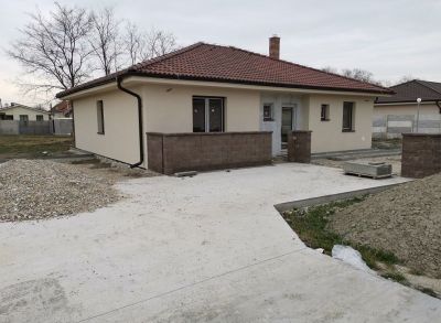 Výborný 4-izbový rodinný dom so samostatným vstupom v peknom prostredí