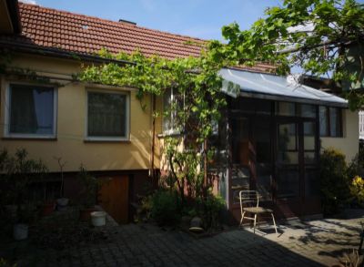 Areté real, Predaj 4-izbového rodinného domu po čiastočnej rekonštrukcii v dobrej lokalite v Pezinku