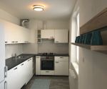 Zariadený 2 izbový byt, 59 m2, balkón + garáž 18 m2, Trenčín, V.Roya / Zámostie