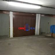 Garáž, Medveďovej ul., na prízemí v garážovom dome, elektrika, voda