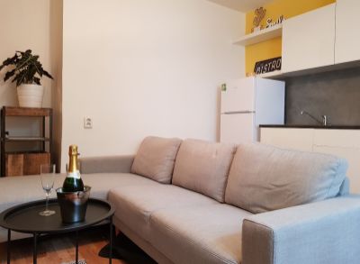 Exkluzívne 2-izbový apartmán na Oravská ul. Nivy. Pri Cvernovke.