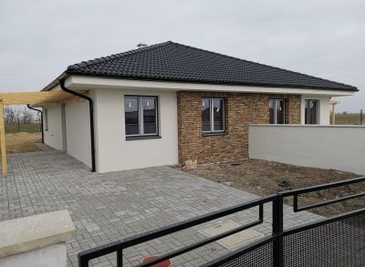 Posledné 3-izbové rodinné dvojbungalovy dokončené na kľúč v žiadanej časti Alžbetinho Dvora