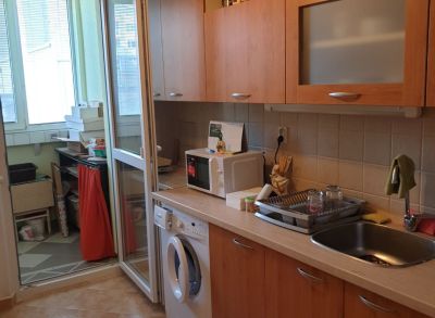 Ponúkame na predaj 3 izbvoý byt Karlová Ves časť: Dlhé Diely Majerníkova ul.