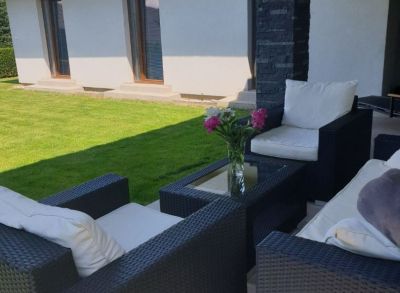 Ponúkame Vám na predaj 8 ročnú NOVOSTAVBU Rodinného domu V obci Ivanka pri Dunaji - nová časť Hrúdky