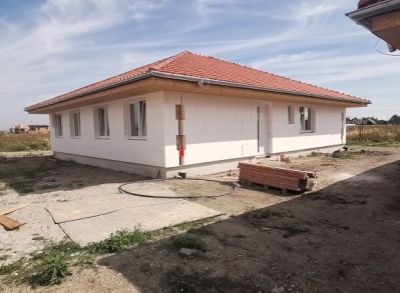 Posledné v predaji! 3-izbové dvojbungalovy v novej tichej časti rodinných domov v Miloslavove