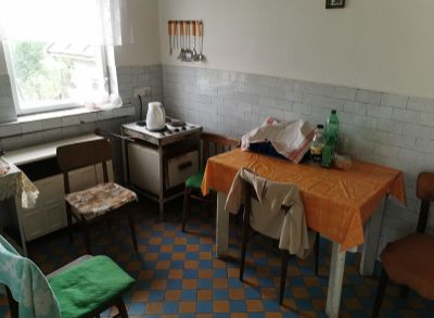 2856 Na predaj starší RD v Strekove