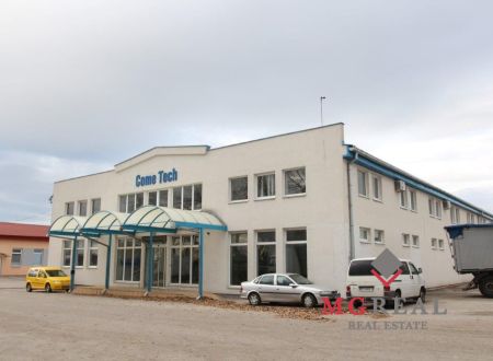 Prenájom spevnej (asfaltovej) plochy 2500 m2  a skladových priestorov 750 m2 v Trnave - Modranke