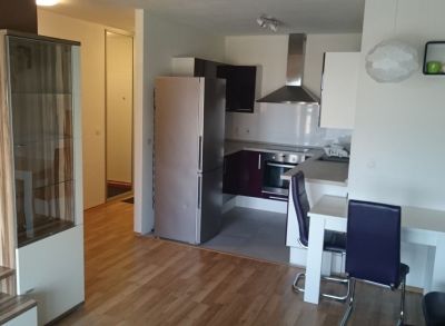 ARETÉ REAL - PREDAJ TEHLOVEJ NOVOSTAVBY 2-IZBOVÉHO BYTU S GARÁŽOVÝM STÁTÍM AJ PIVNICOU V PEZINKU, SILVÁNOVÁ
