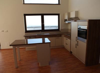 Exkluzívny 3-izbový penthouse v lukratívnej časti Bratislavy na predaj
