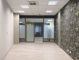 Dizajnový, menší obchodno-kancelársky priestor, 27 m2