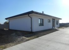 Vkusná novostavba v obci s Regiojetom (typ B)